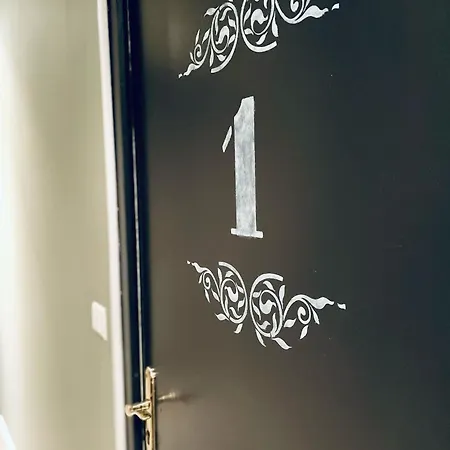 Camping D'hotes Le Pessac 3*